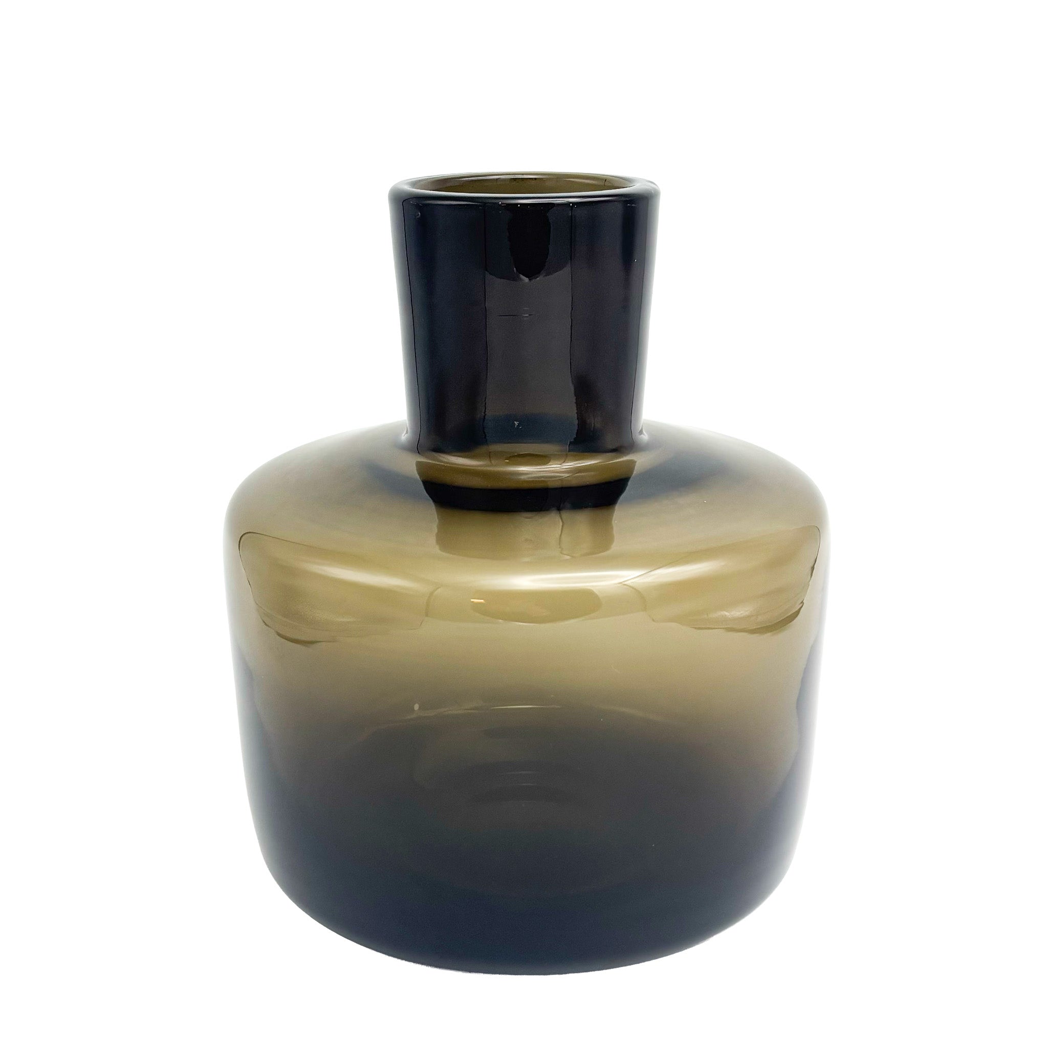 Bruine ronde enkel tuitvaas